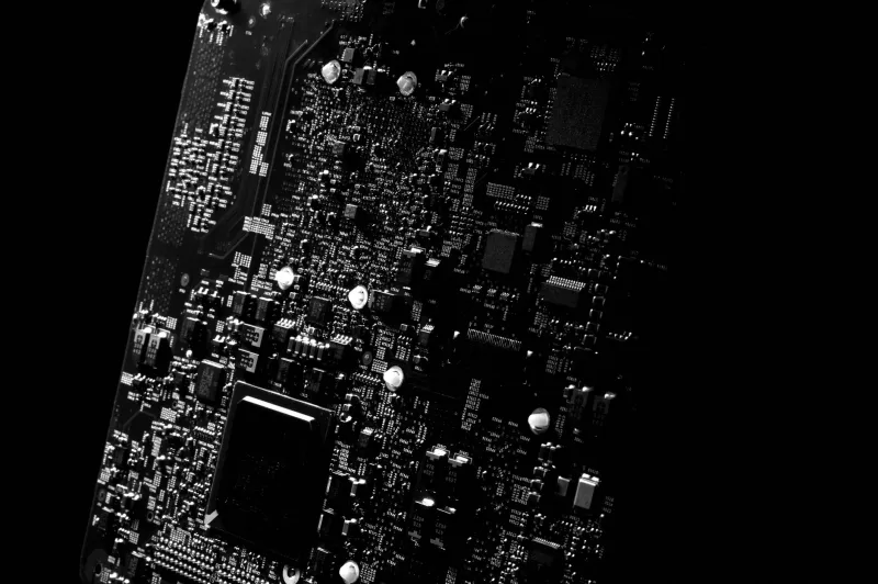 Contraband Frequencies: The Underground Traders Dealing in Oscillators Nobody Is Supposed to Own